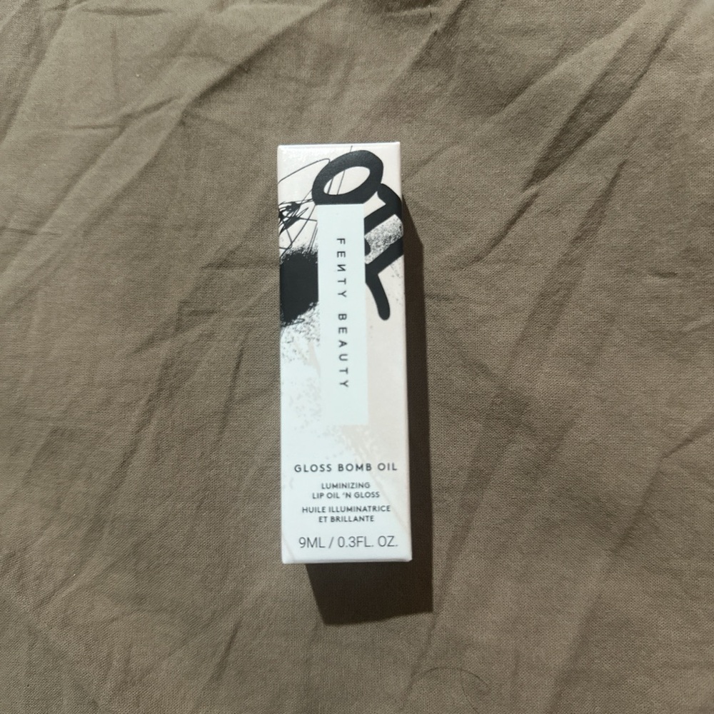 Fenty Beauty Gloss Bomb Oil - Luminizing Lip Oil